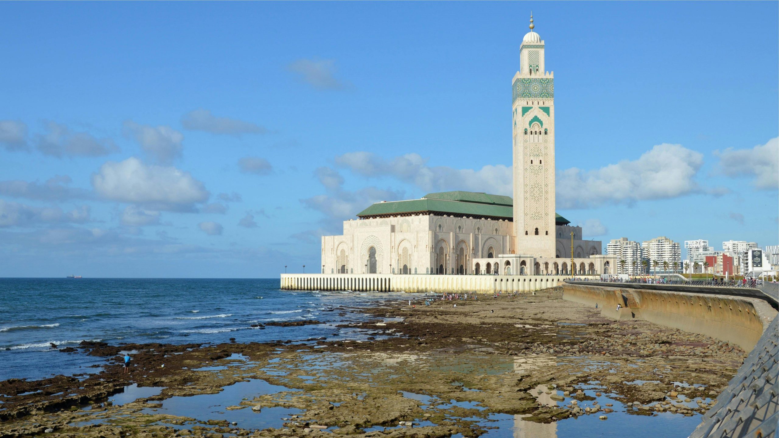 Moroccan architecture and warm light